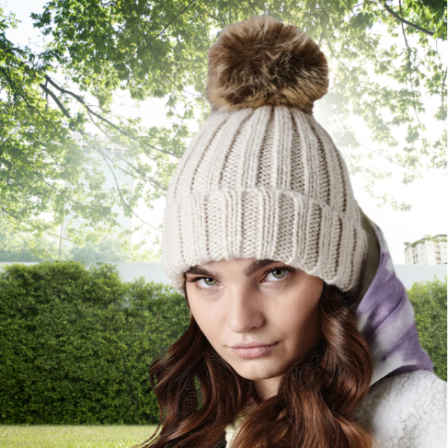Bonnet pompon B412 338gr