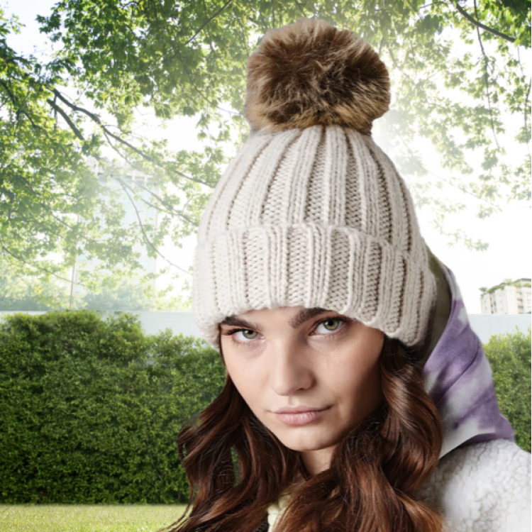 Bonnet pompon B412 338gr